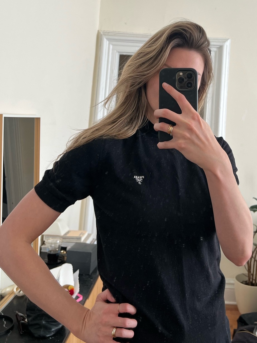 Authentic Prada Black Short Sleeve Knit wool sweater with Logo - Picture 5 of 5